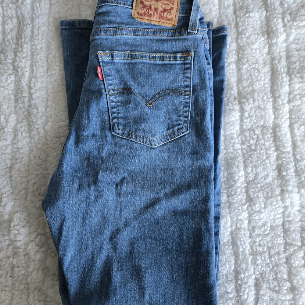 Levi's Women's Classic Denim Flare Jeans